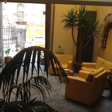 Caravaggio Hotel Nápoly Kültér fotó